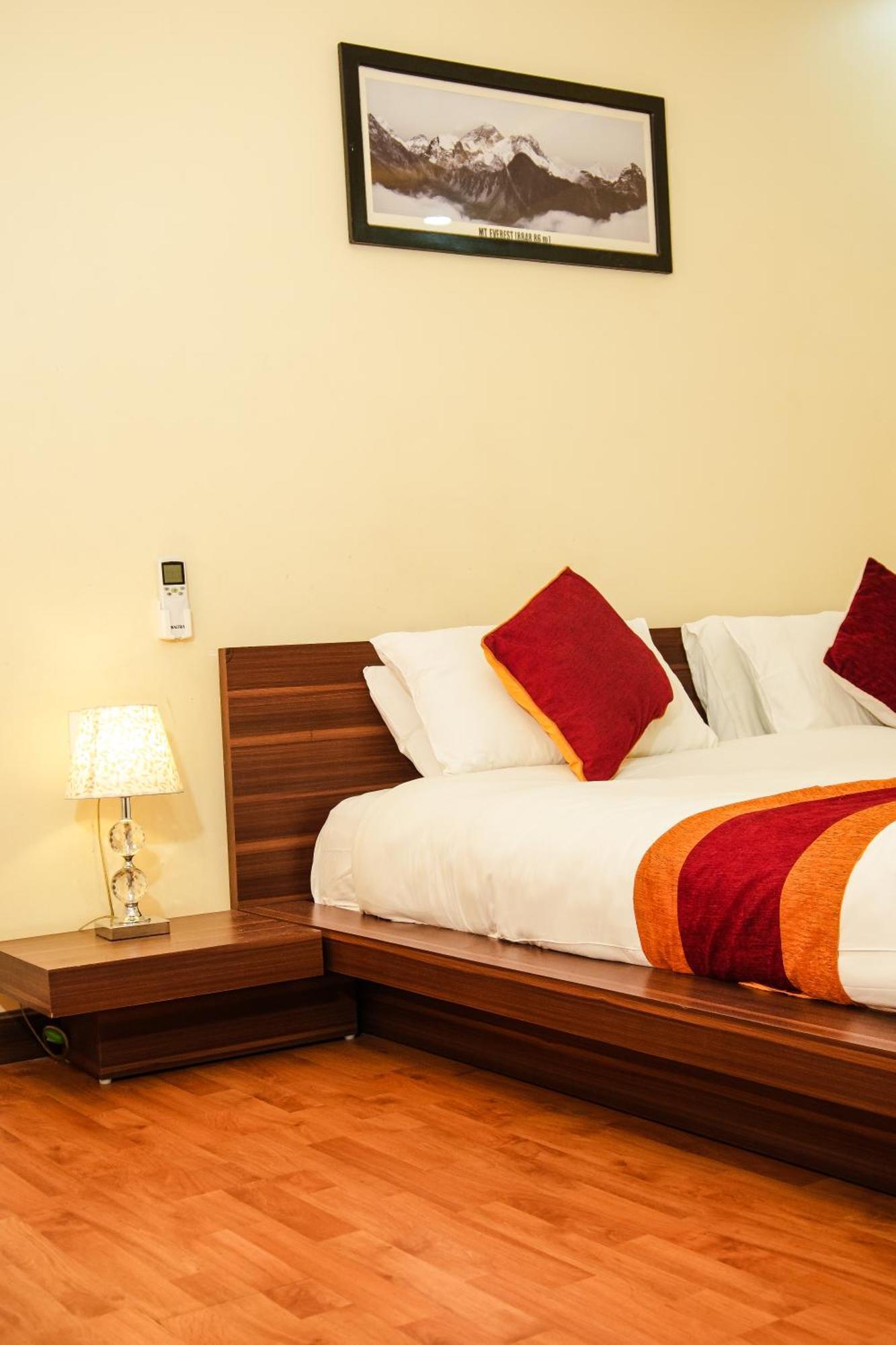 Hotel Edingo Inn Itahari ภายนอก รูปภาพ